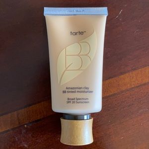 🌟Light-Medium Tarte BB Cream SPF 20🌟